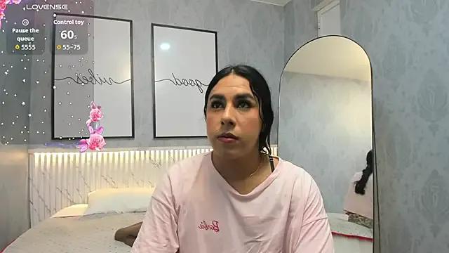 Freechat Ximenahott_ on StripChat