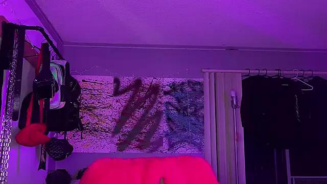 StripChat xoFrankie is Freechat xoFrankie — Mommy booty shake