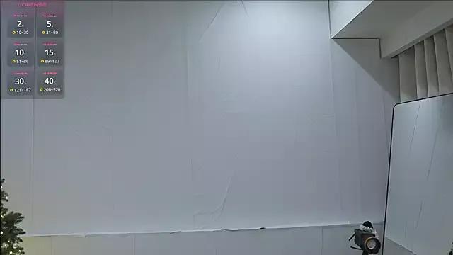 yaya_1888 on StripChat 