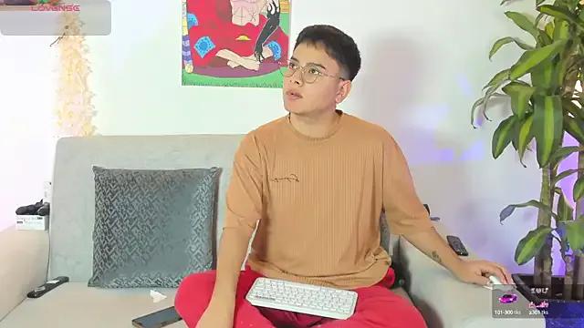 Freechat Young_Ben on StripChat