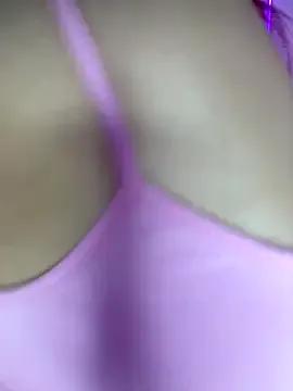 Freechat Yovng___Lau on StripChat